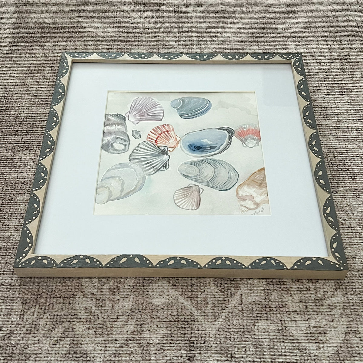Shell Assortment: Grey Framed